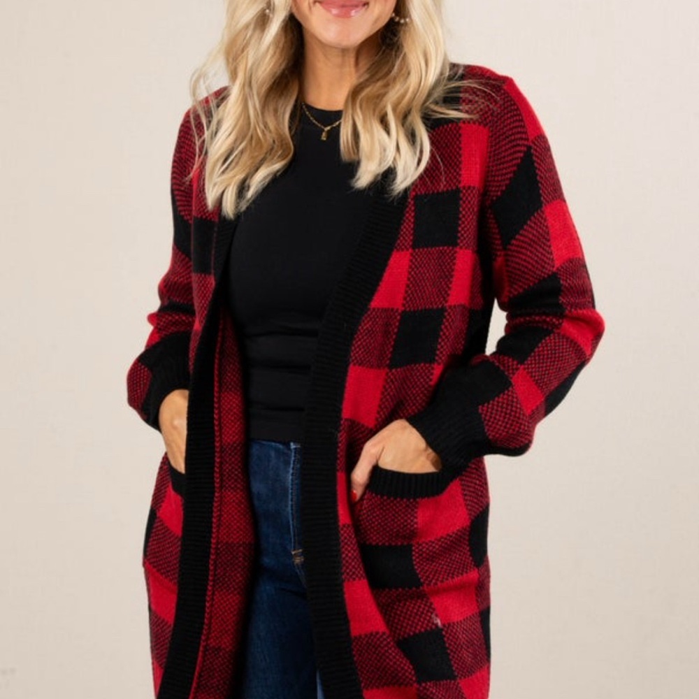 Chic buffalo plaid Red and Black Checkered sweater Cardigan